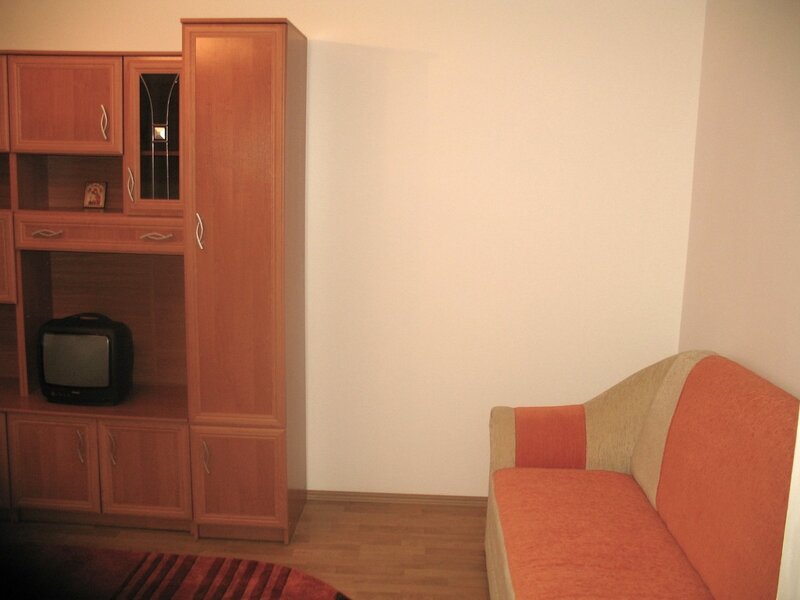 Rahova, str. Malcoci, tv, ac, contract ANAF